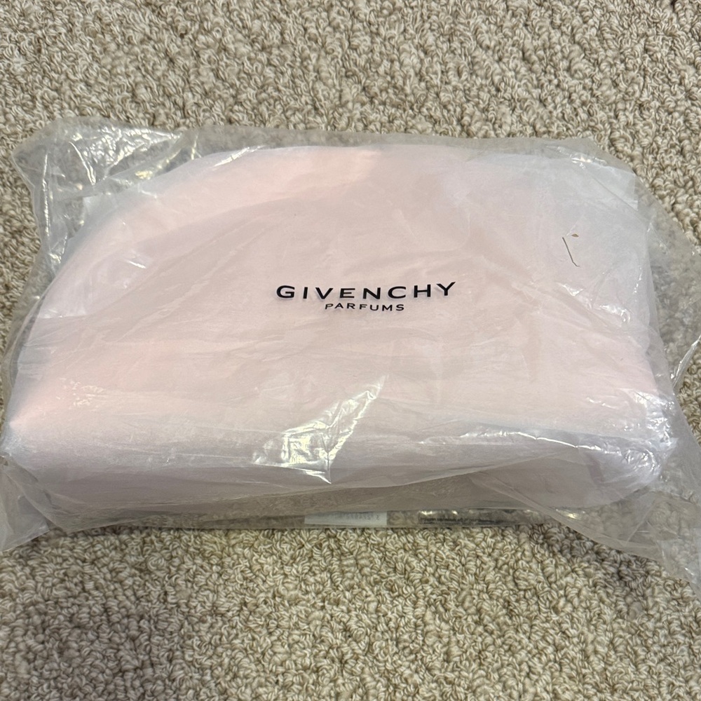 Givenchy Light Pink Parfums Pouch